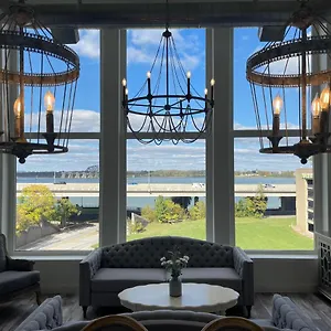 Apartment Bluegrass River View! Soak & Savor By Hollyhock, Louisville